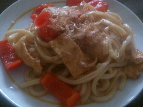 バプリカ焼きうどん